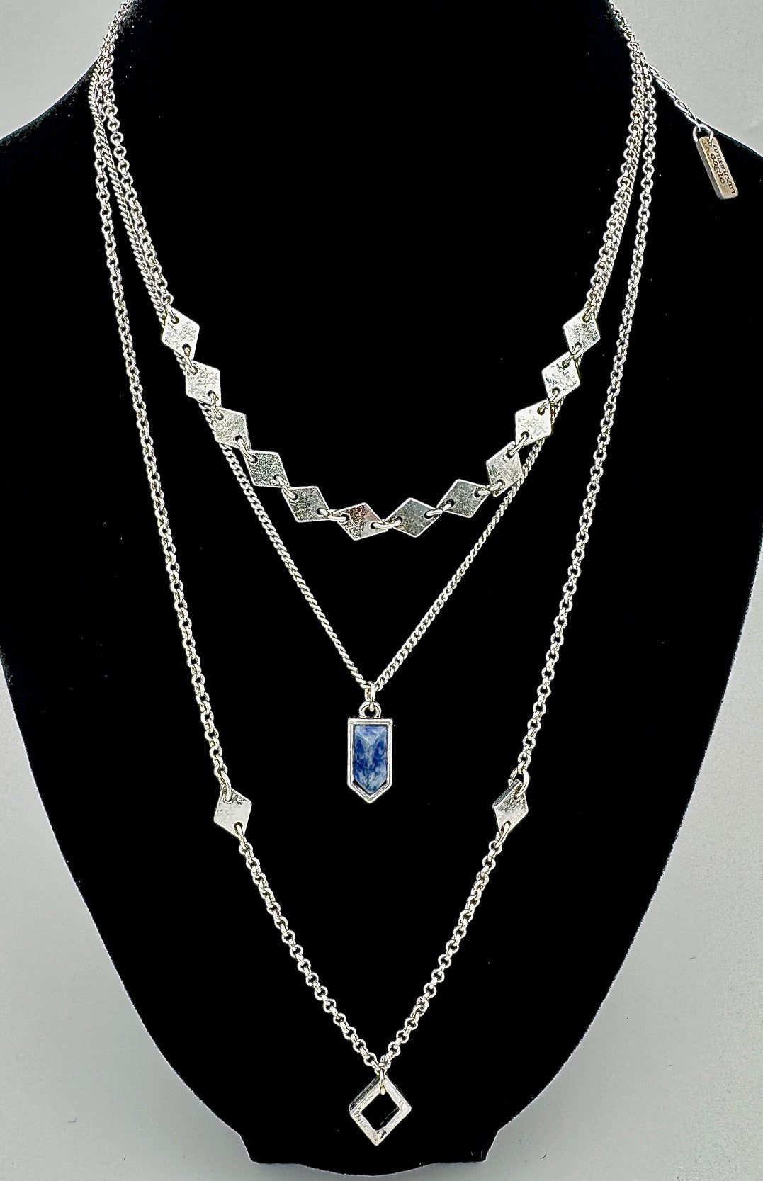 14" american eagle 3 strand necklace with diamond shape pendants blue stone
